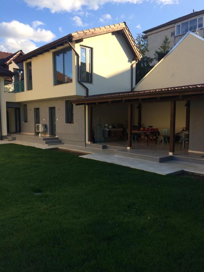 Maremi Homestay *